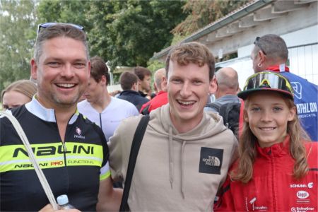 Staffel mit Benedikt Ertingen 2025 AH.jpg